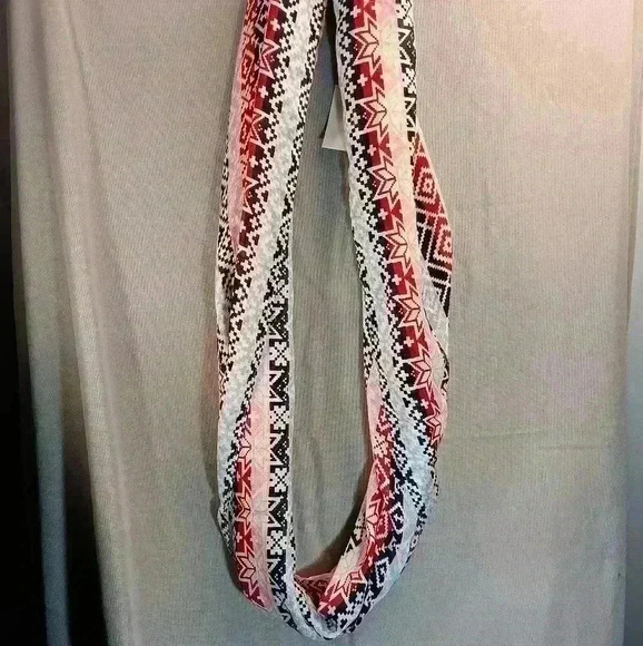 Talbots Ladies Infinity 22" X 64" Multicolored NWT - Picture 2 of 6